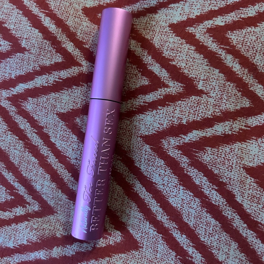 Too Faced Better Than Sex Mascara - Vibrant Pink